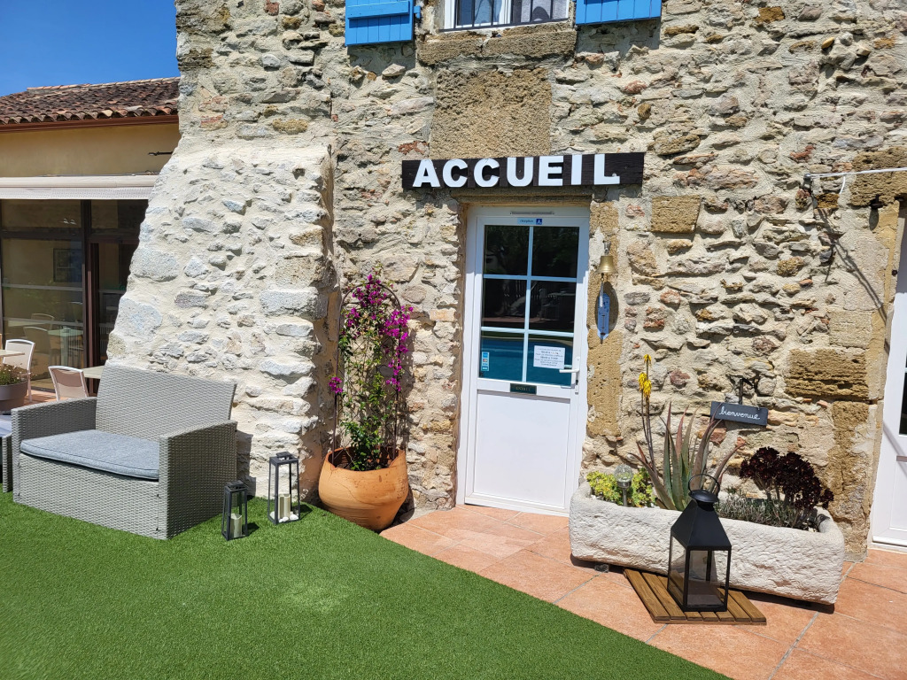 Logis Hotel La Bastide St Bach