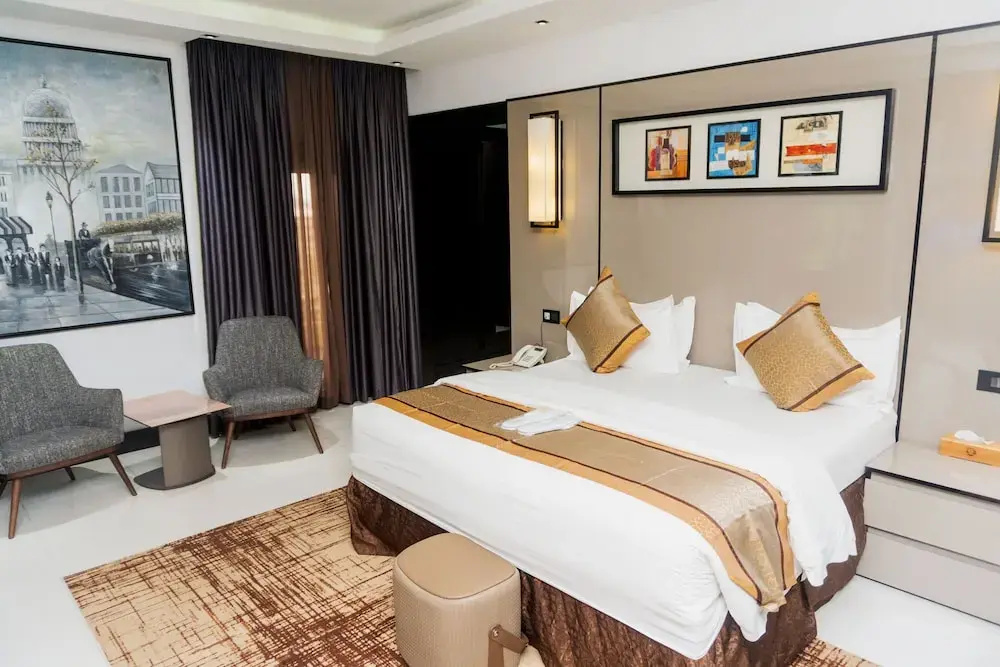 GreenPoint Hotel