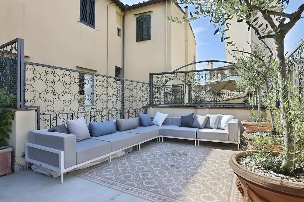 Luxury Apartment in Central Florence