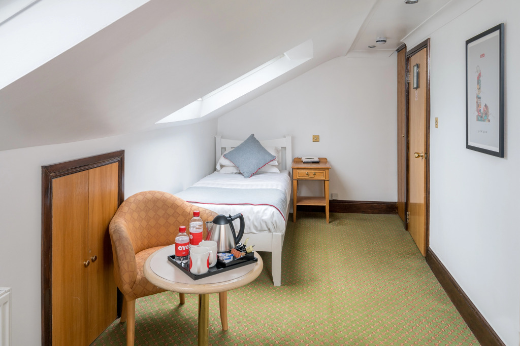 Abbey Hotel, London Shepherds Bush