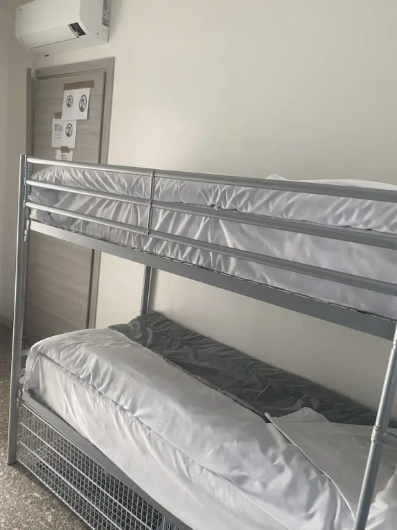 MR Hostel