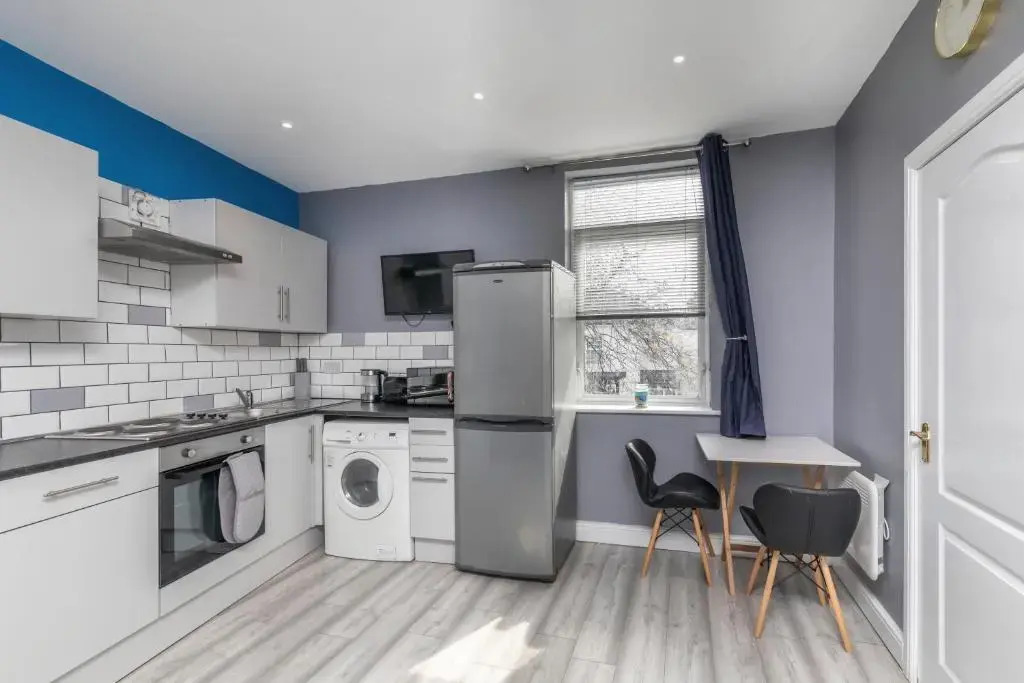 Stockton town centre studio apartments free parking and Wi-Fi