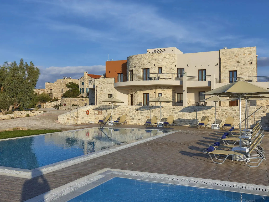 New Beautiful Complex With Villas and App, Big Pool, Stunning Views, SW Crete