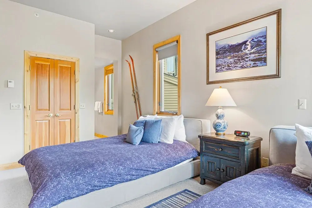 Trail's End Lodge at Deer Valley Resort - Two Bedroom Residence with Spa #404 2 Condo