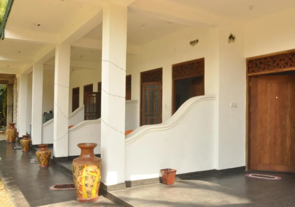 Daffodil Restaurant & Holiday Resort
