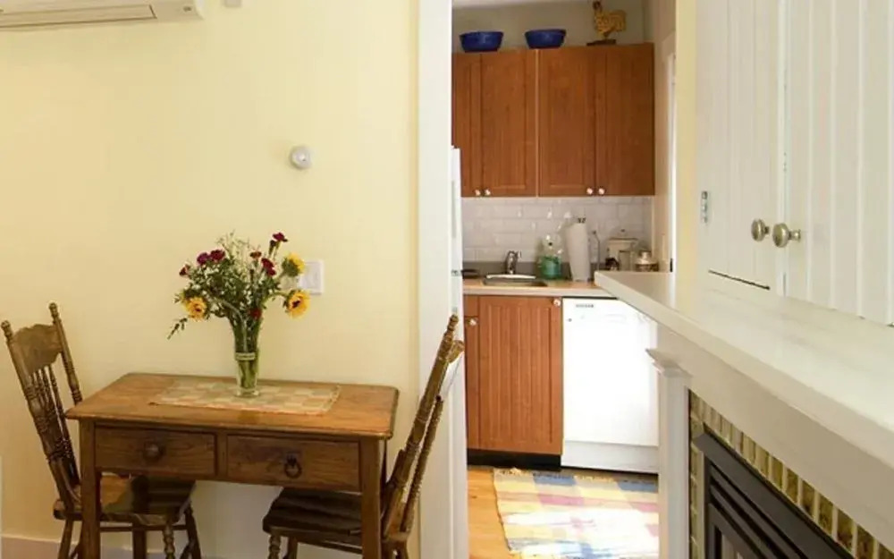 Revere Guest House