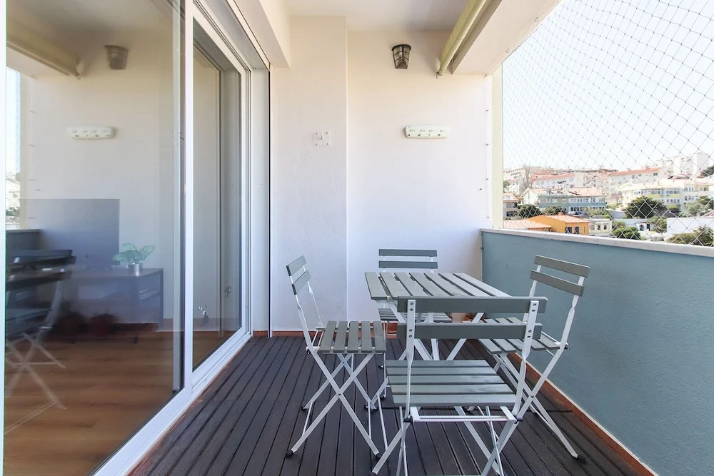 Olivais Balcony by Homing