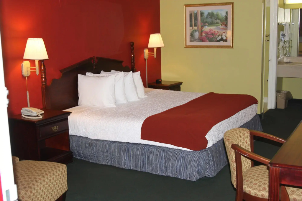 Best Inn Booneville