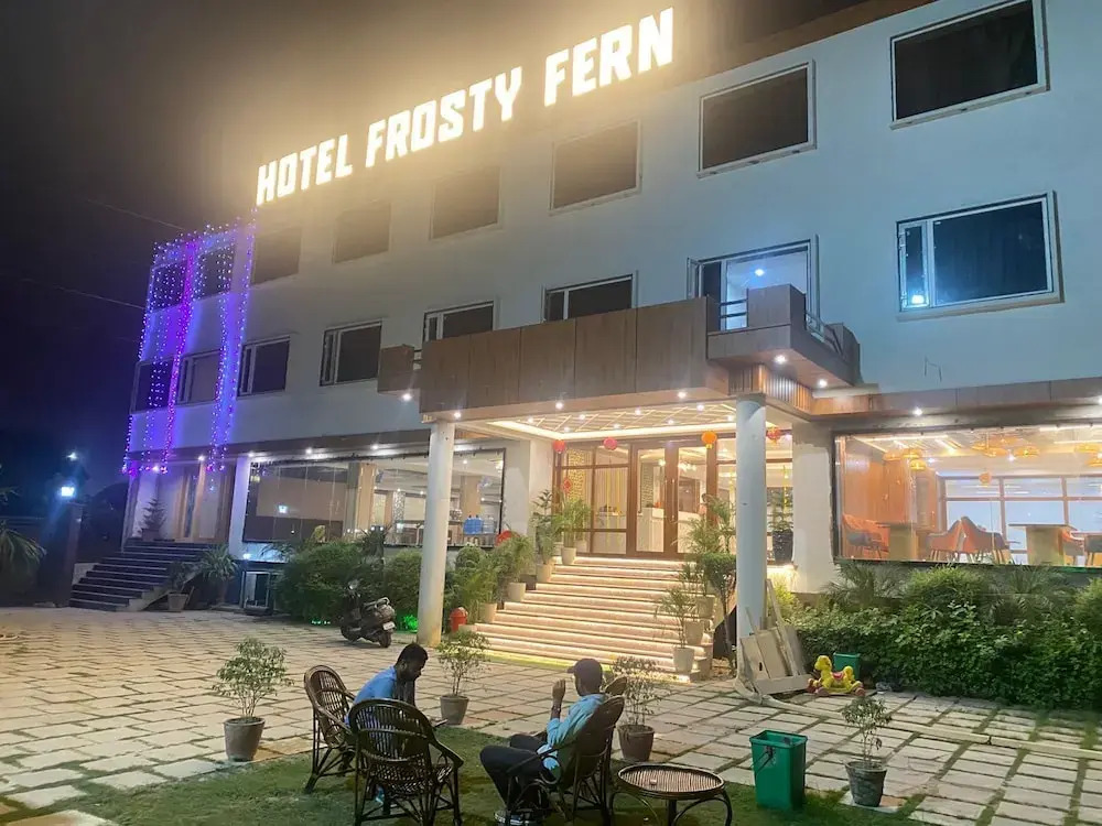 Frosty Fern Hotel & Resort