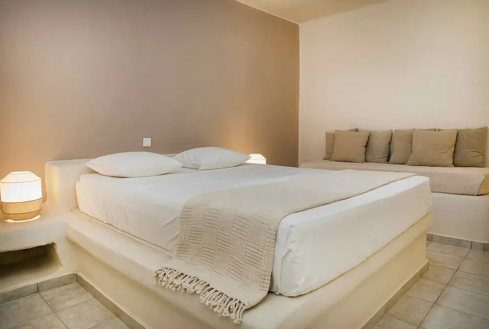 Relax by Mikri Santa Maria Beach - 2 Bedroom House