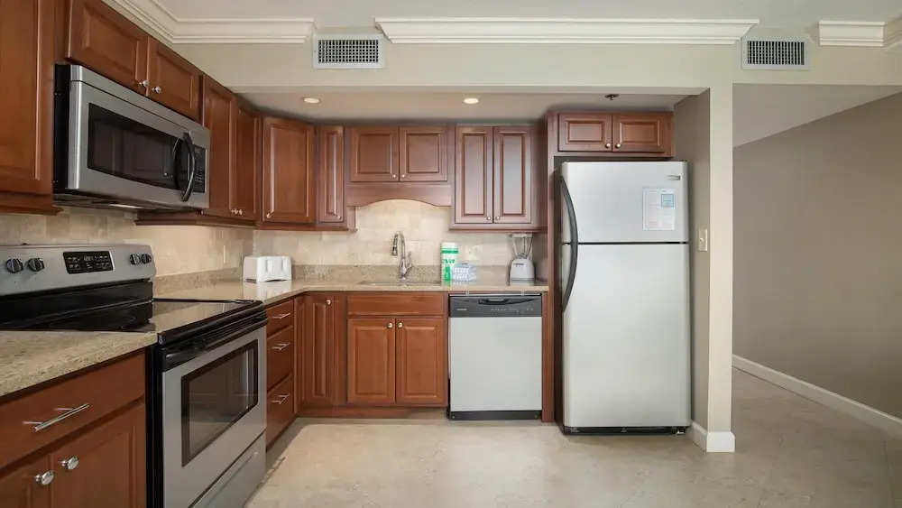 Beachside Two 4213 - flr1 - Efficiency - (4)