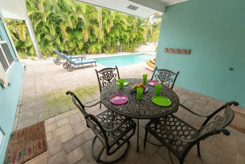 Harbor Side Apartment 5