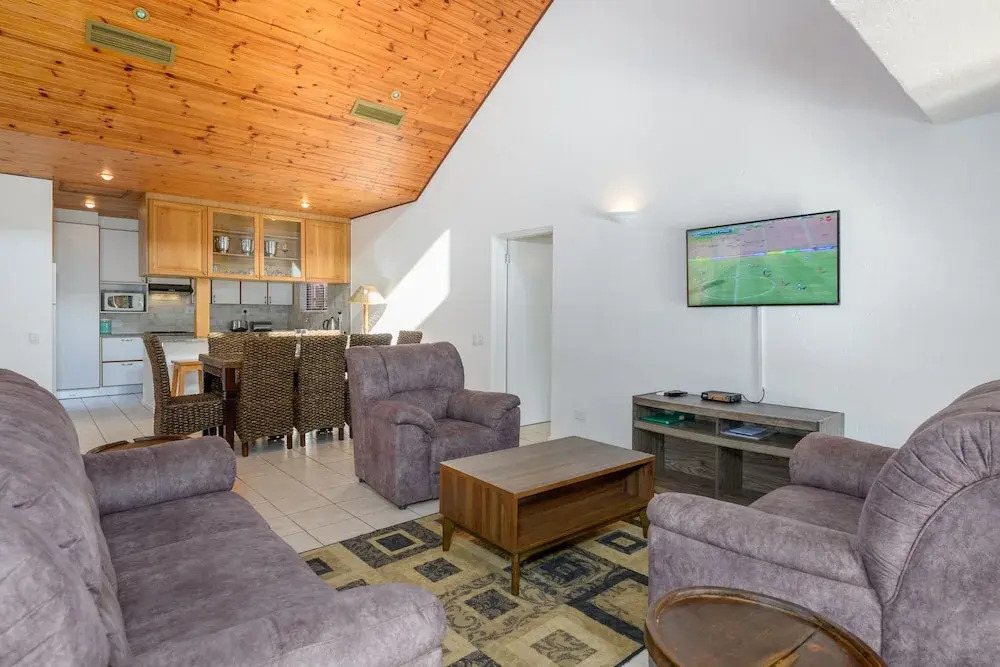 San Lameer Villa Rentals 10301