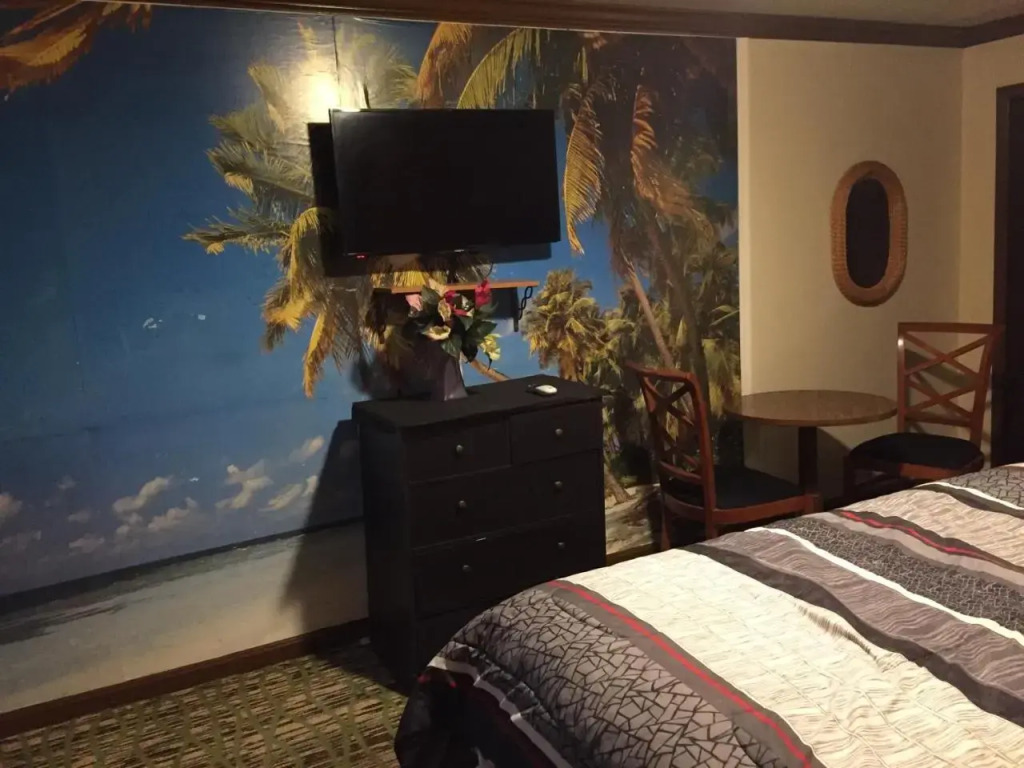 Colony inn motel