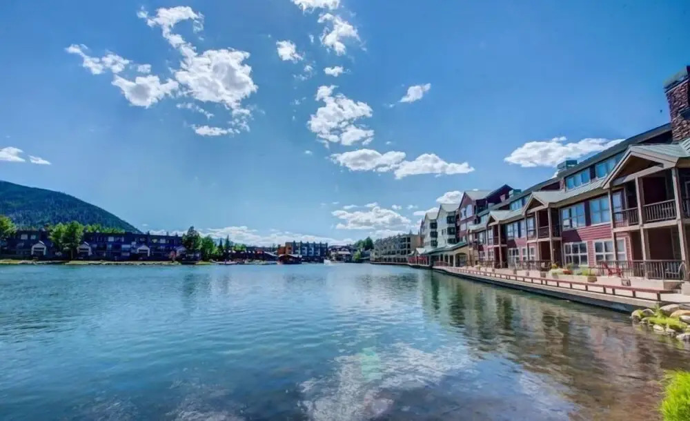 Studio Colorado Vacation Rental Located Near River Run Village With Hot Tub And Pool Access