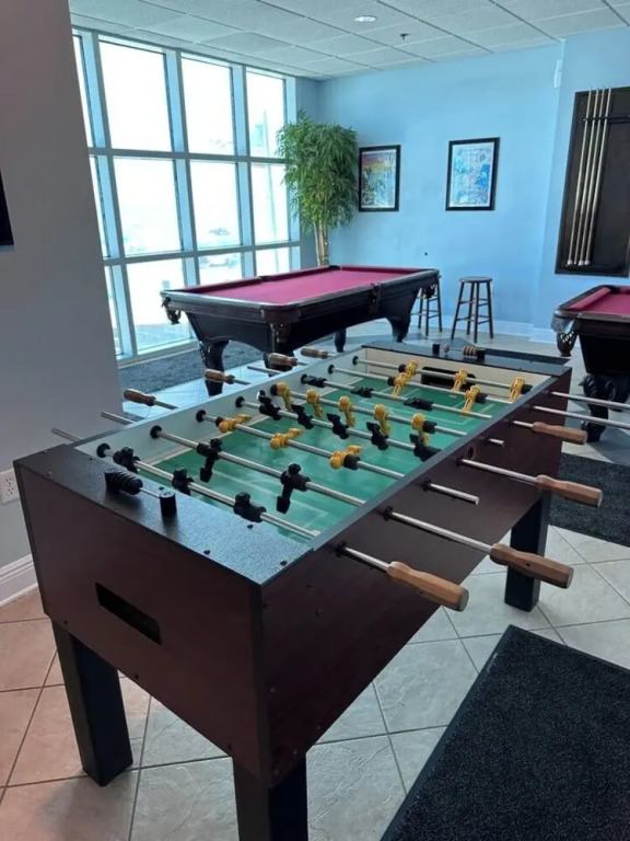 Crystal Shores West 1103