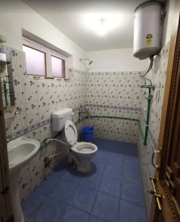 Cheerful Villa
