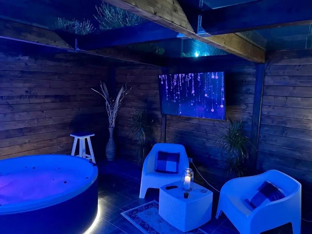 Anahita Luxury Suite & Spa