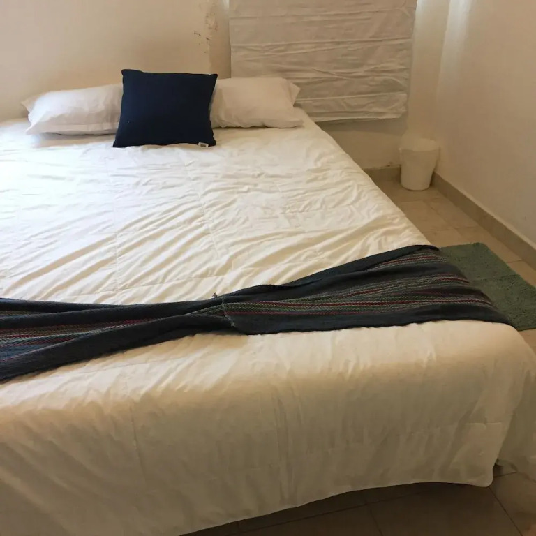 downtown apartment in fractionation with pool and air conditioners