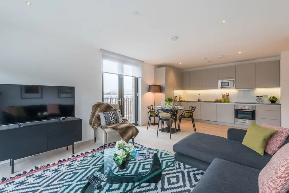 Elegant Battersea Park Home by the Thames