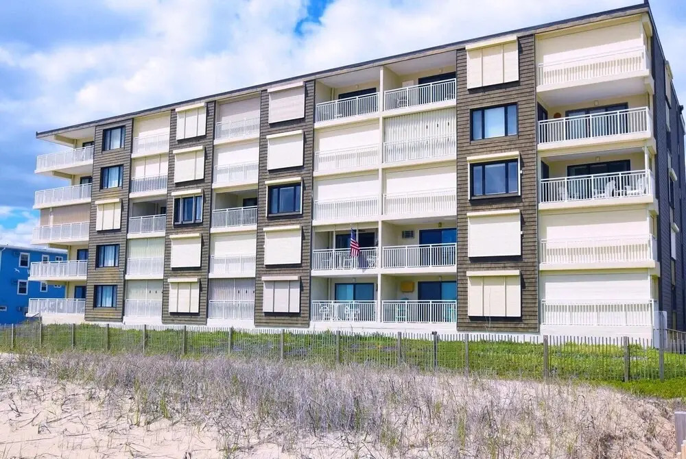 Salty Sands I 402 1 Bedroom Condo by RedAwning