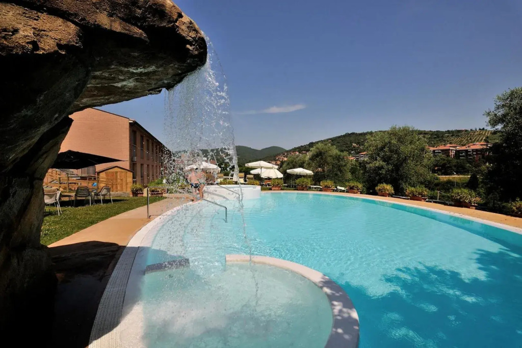 La Meridiana Bleisure Hotel