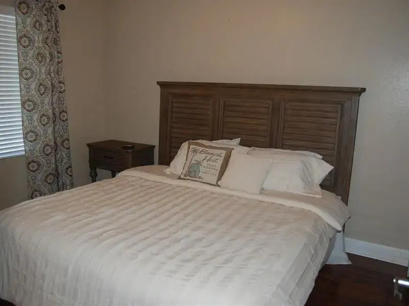 Tidewater 1418 Beachfront Condo Near Pier Park by RedAwning