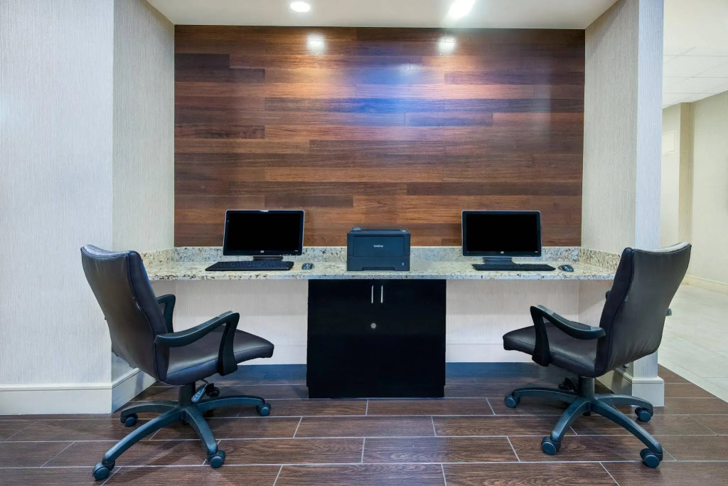 Kozy Hotel Dallas DFW Airport Area West