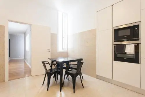 Feels Like Home Baixa World Flat