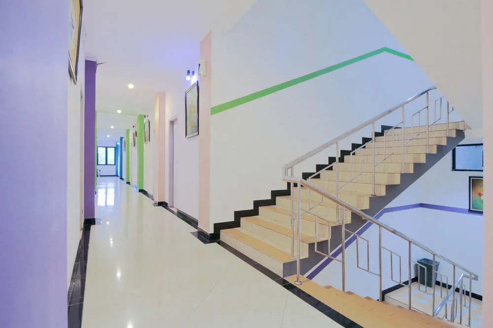 Airy Cicendo H Akbar 12 Bandung