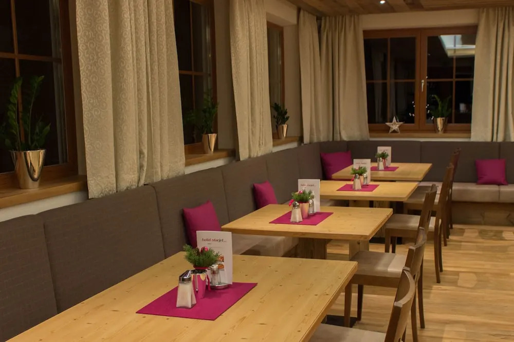 Hotel Starjet