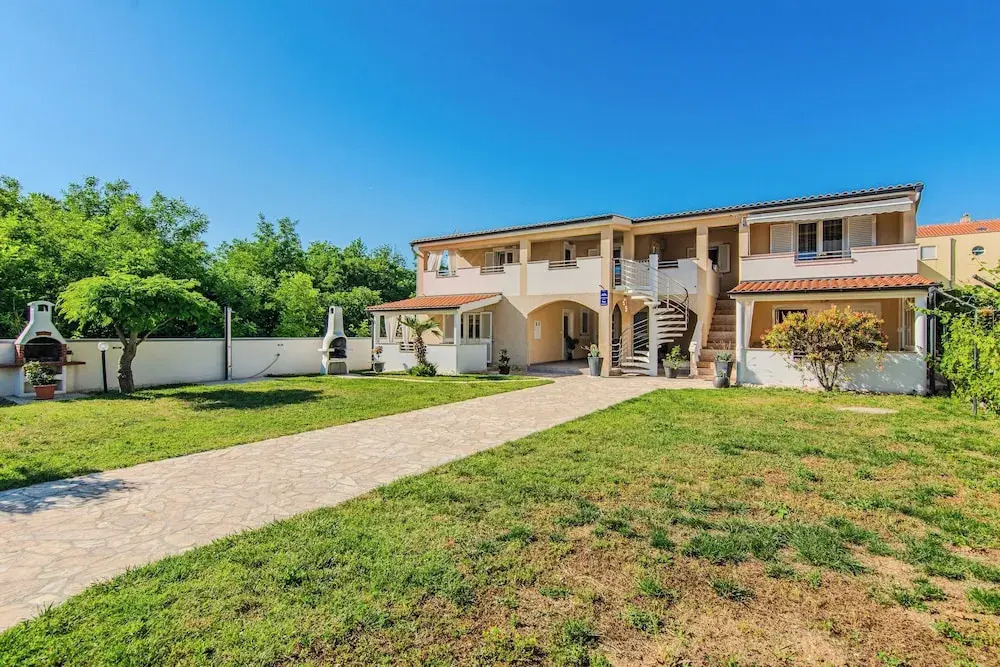 Apartments Juracak Josip i Mira