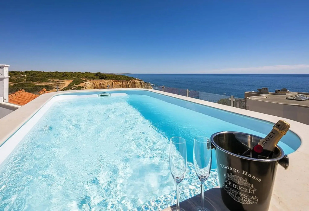 Casa Benagil Mar by Algarve Holidays