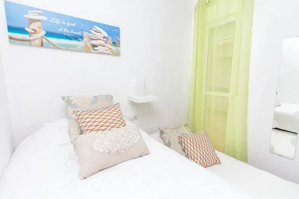 Beautiful Central Apartment Ollerias by La Recepion