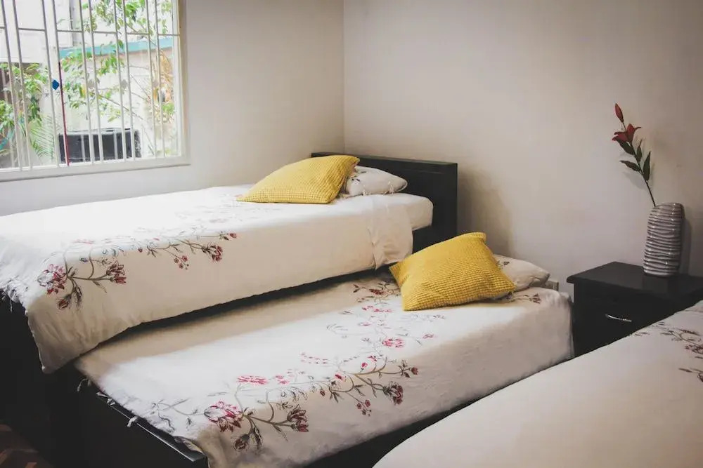 AK Hostel 82