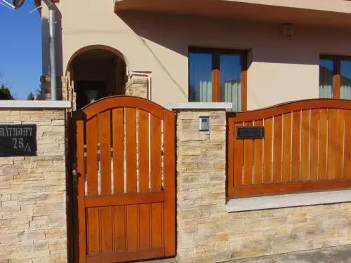 Anna Báthory Apartmanház