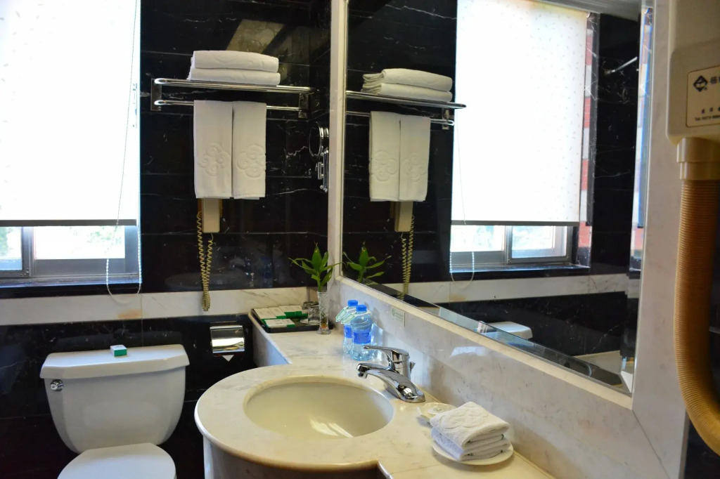 Marine Garden Hotel