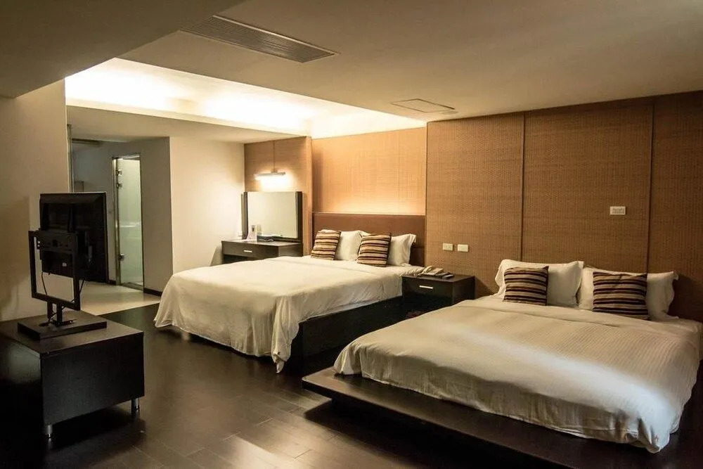 Katherine Plaza Hotel