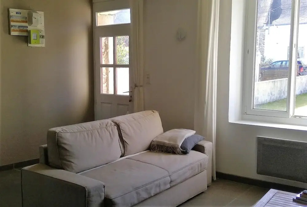House With 2 Bedrooms in Saint-gildas-de-rhuys, With Enclosed Garden a