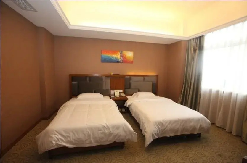 Yijing Holiday Hotel