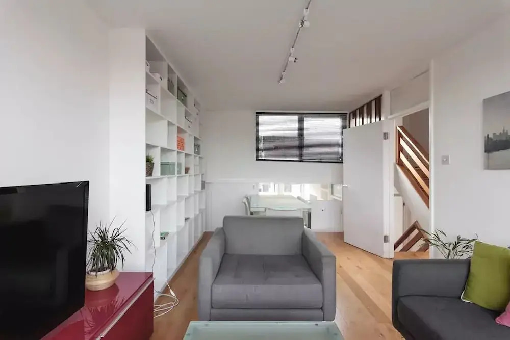 Unique Spacious Central 3 Bed with Rooftop Terrace