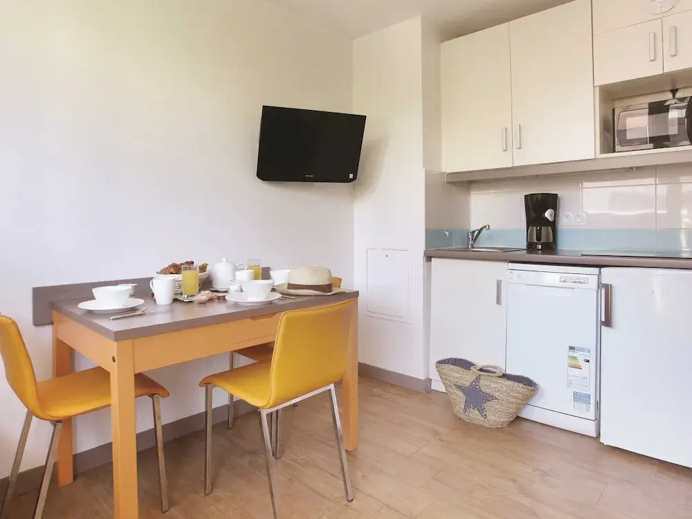 Neat apartment with air conditioning in the heart of Cannes