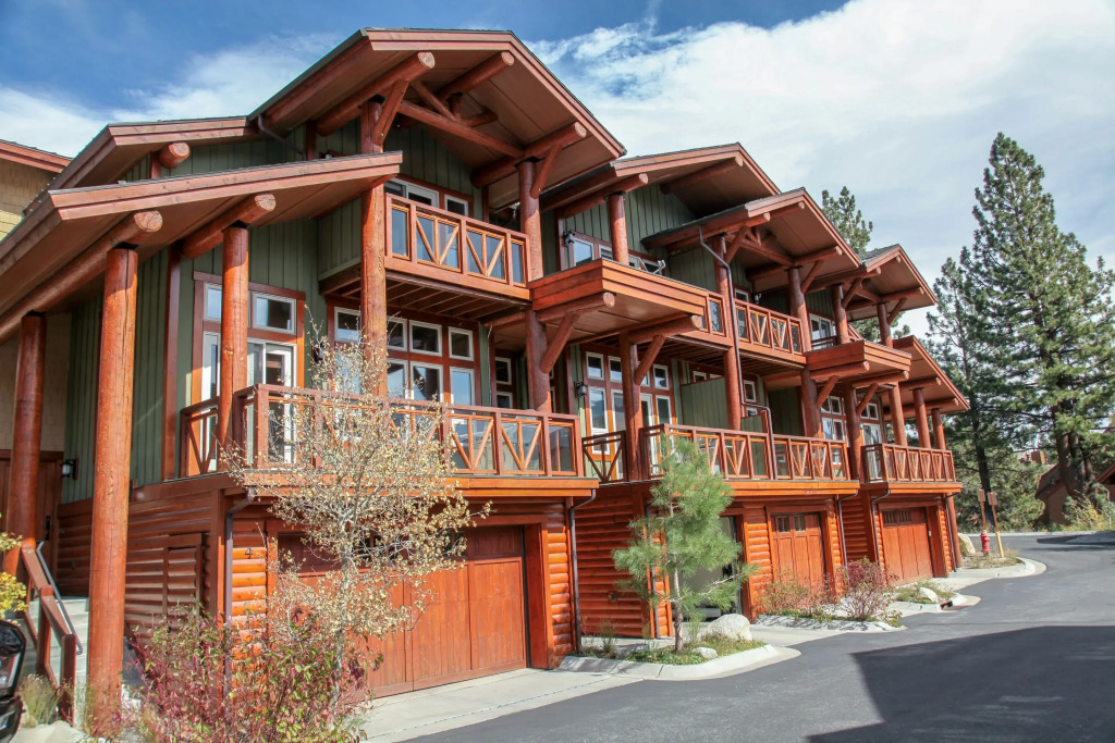 Juniper Crest #25 Condo