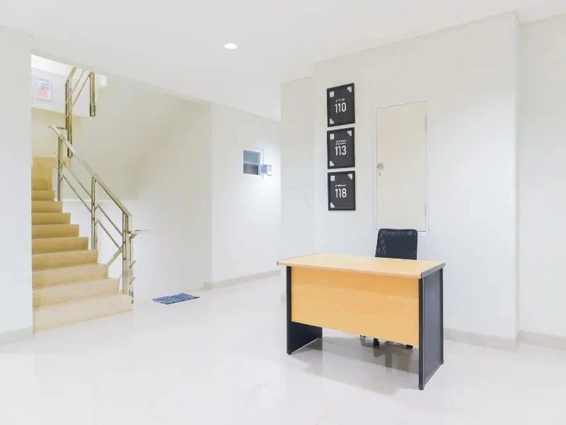 OYO Life 1830 Mandala Residence