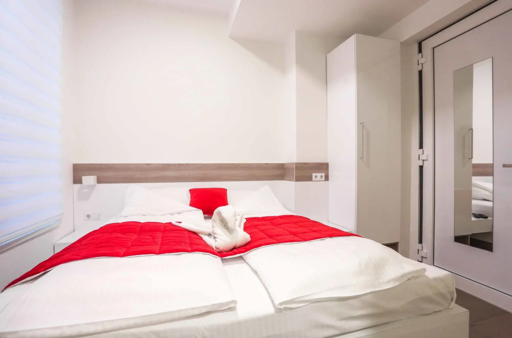 Urban Apartments Strossa