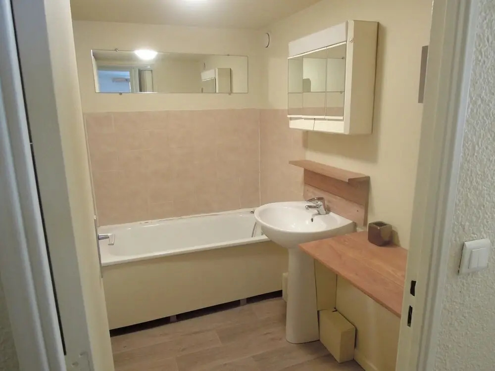 Apartment With 3 Bedrooms in Isola, With Wonderful Mountain View and B
