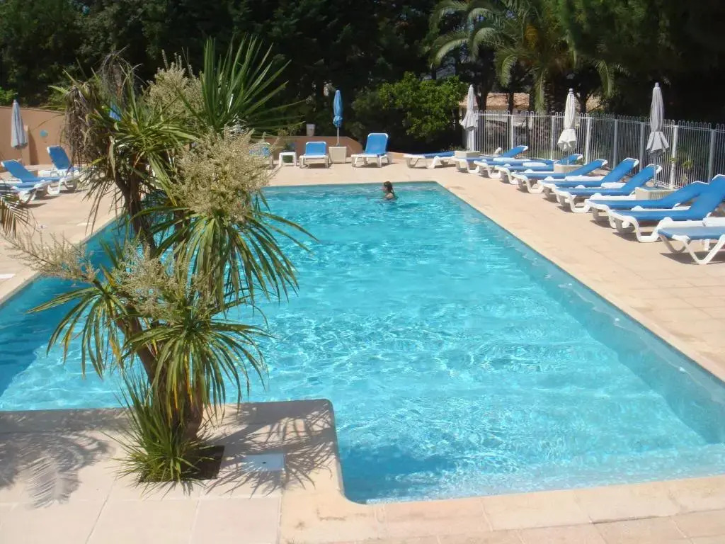 Calvi Residence