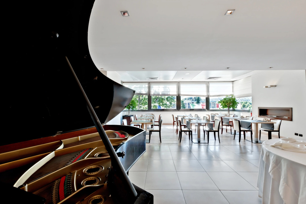 Отель Italiana Hotels Cosenza