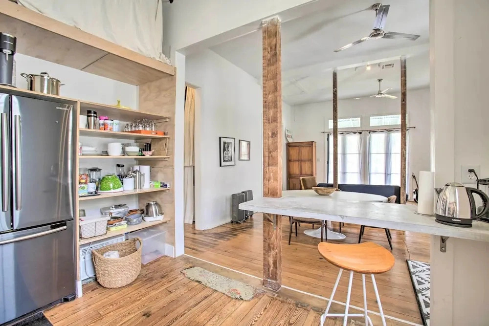 Half-Mi to French Quarter: Rustic NOLA Home