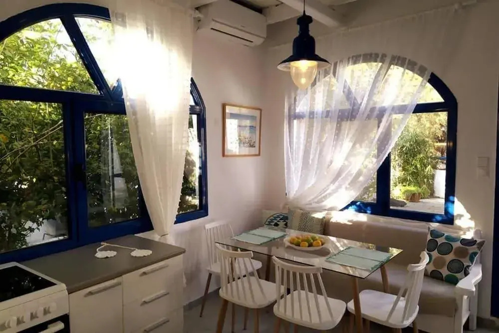 Beach Cottage in Flisvos St.George